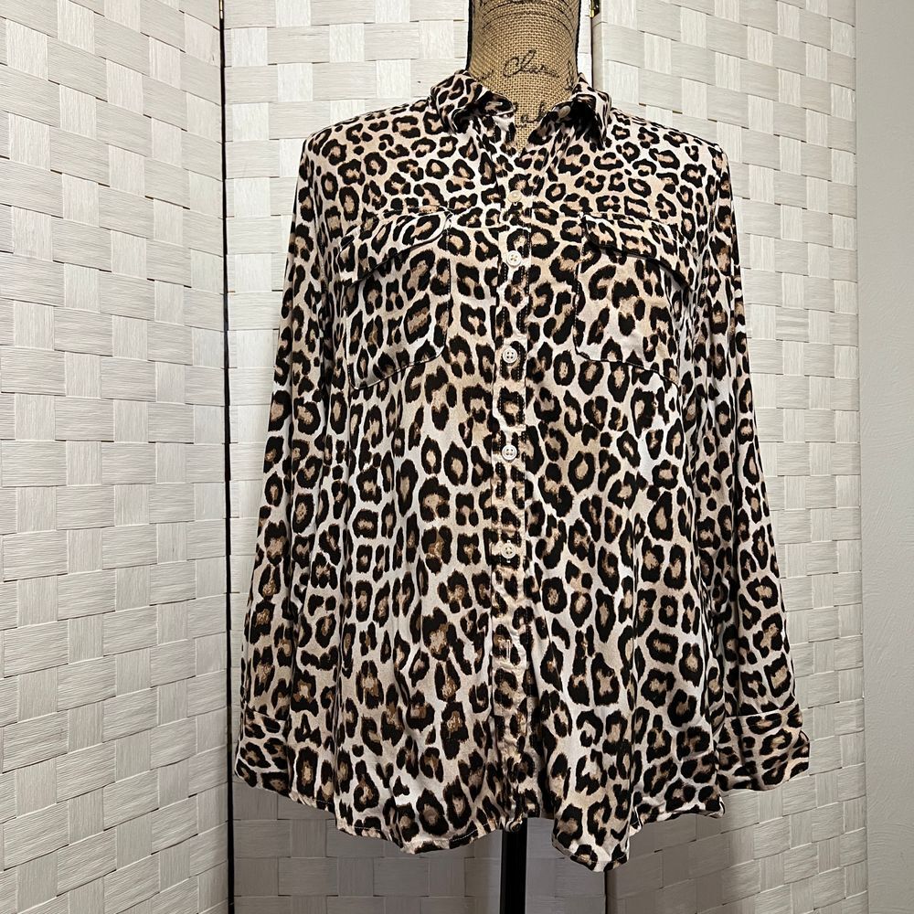 Chicos Leopard Print Button Down Shirt‎ Long Sleeve Animal Print Blouse Size 2P